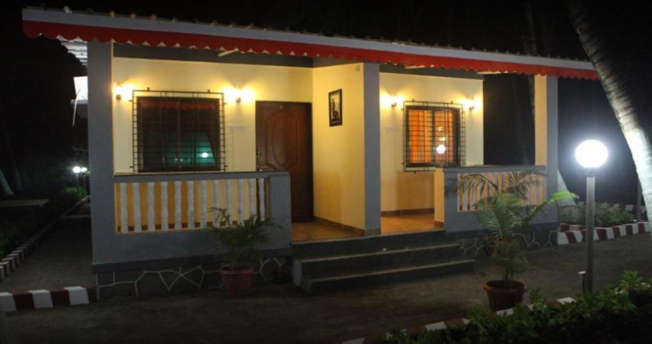 Madhuvan Farm Cottage Alībāg Exterior foto